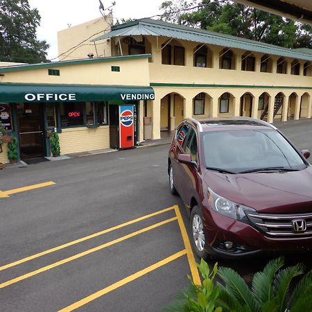 Economy Inn Express Warren Экстерьер фото
