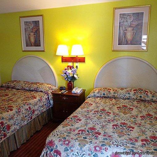 Economy Inn Express Warren Экстерьер фото