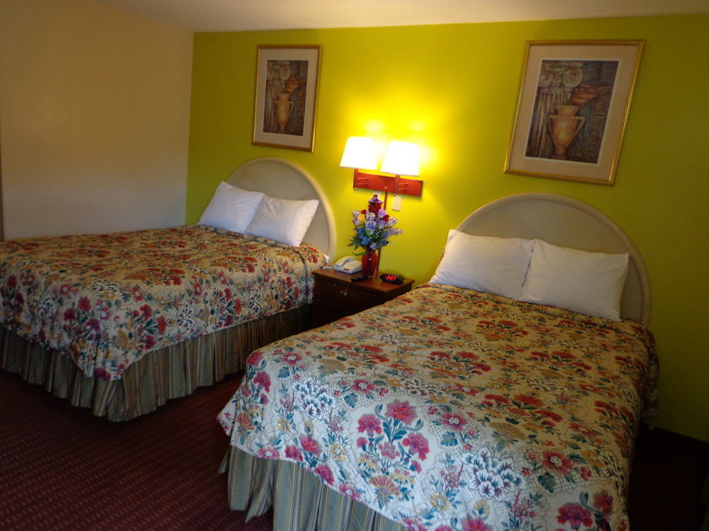 Economy Inn Express Warren Экстерьер фото