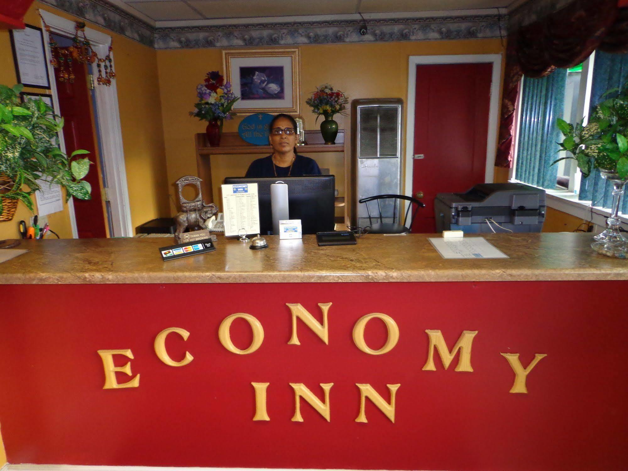 Economy Inn Express Warren Экстерьер фото